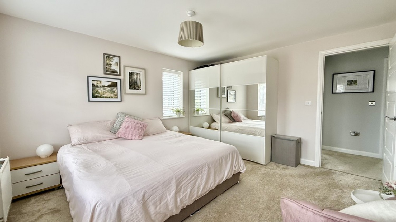 Gilhespy Way, Westbury