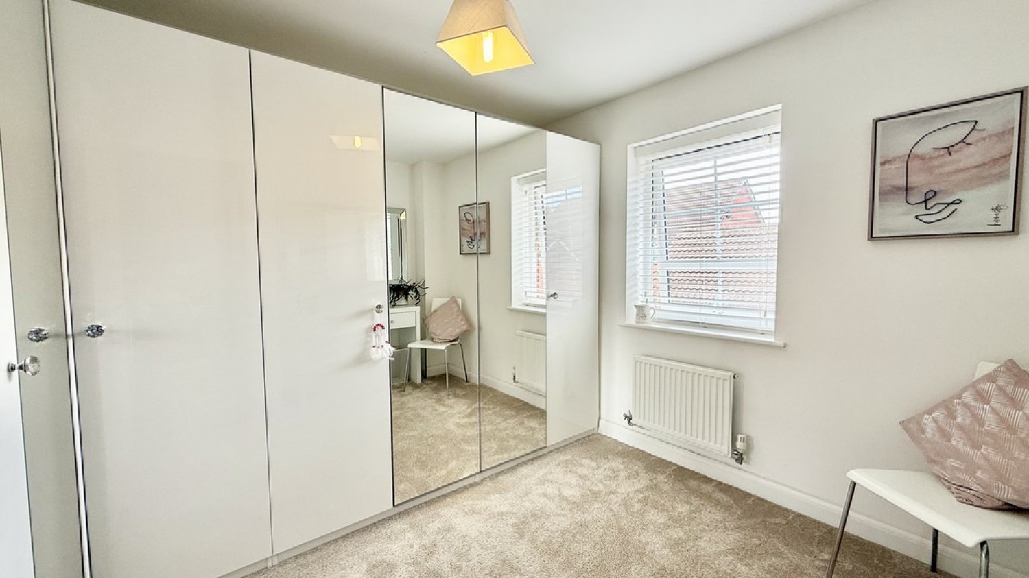 Gilhespy Way, Westbury