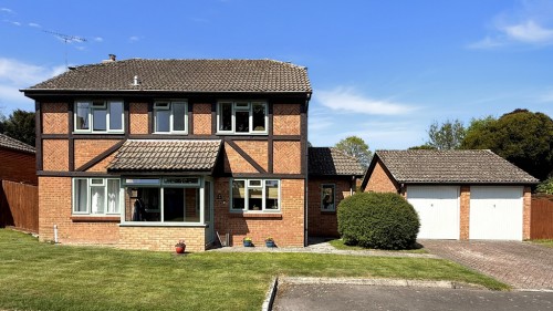 Bradfield Close, Warminster