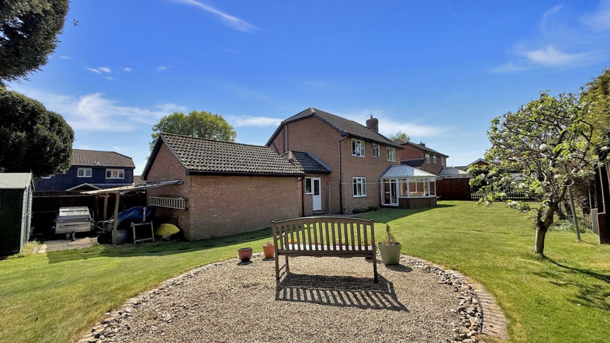 Bradfield Close, Warminster