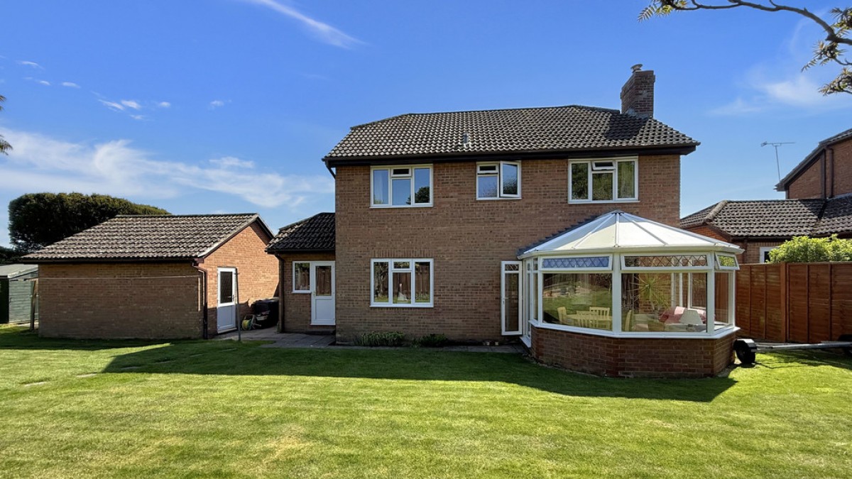 Bradfield Close, Warminster