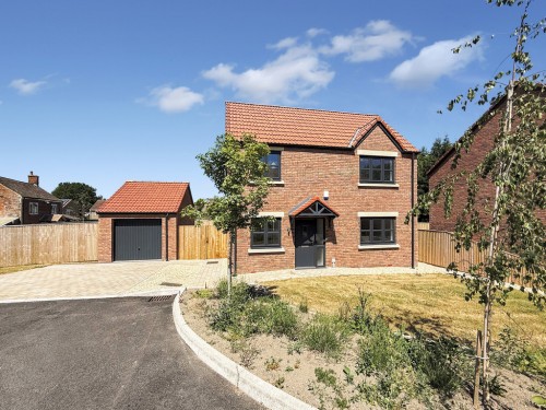 Petticoat Lane, Dilton Marsh