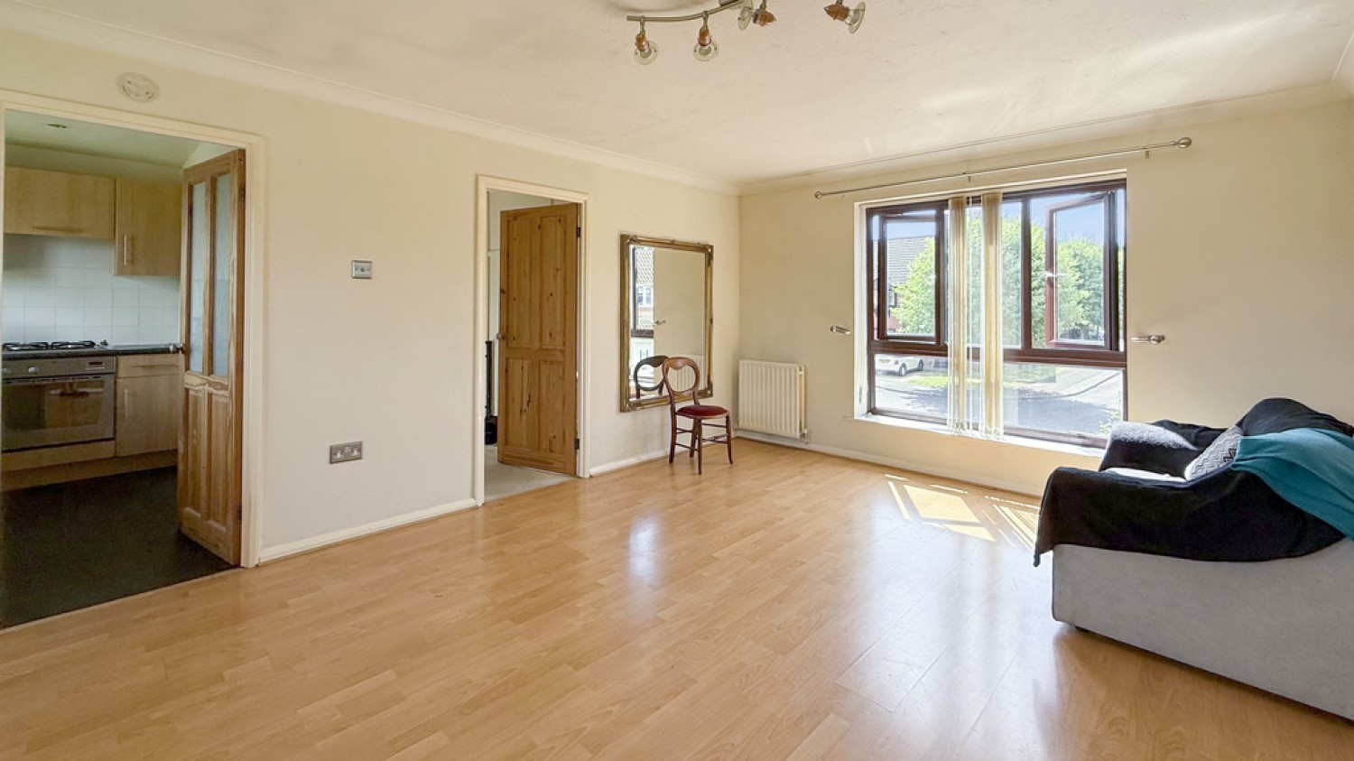 2 bedroom House for Sale Camellia Drive, Warminster