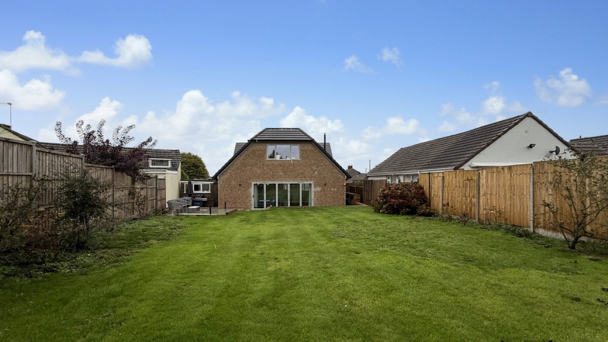 Ludlow Close, Warminster