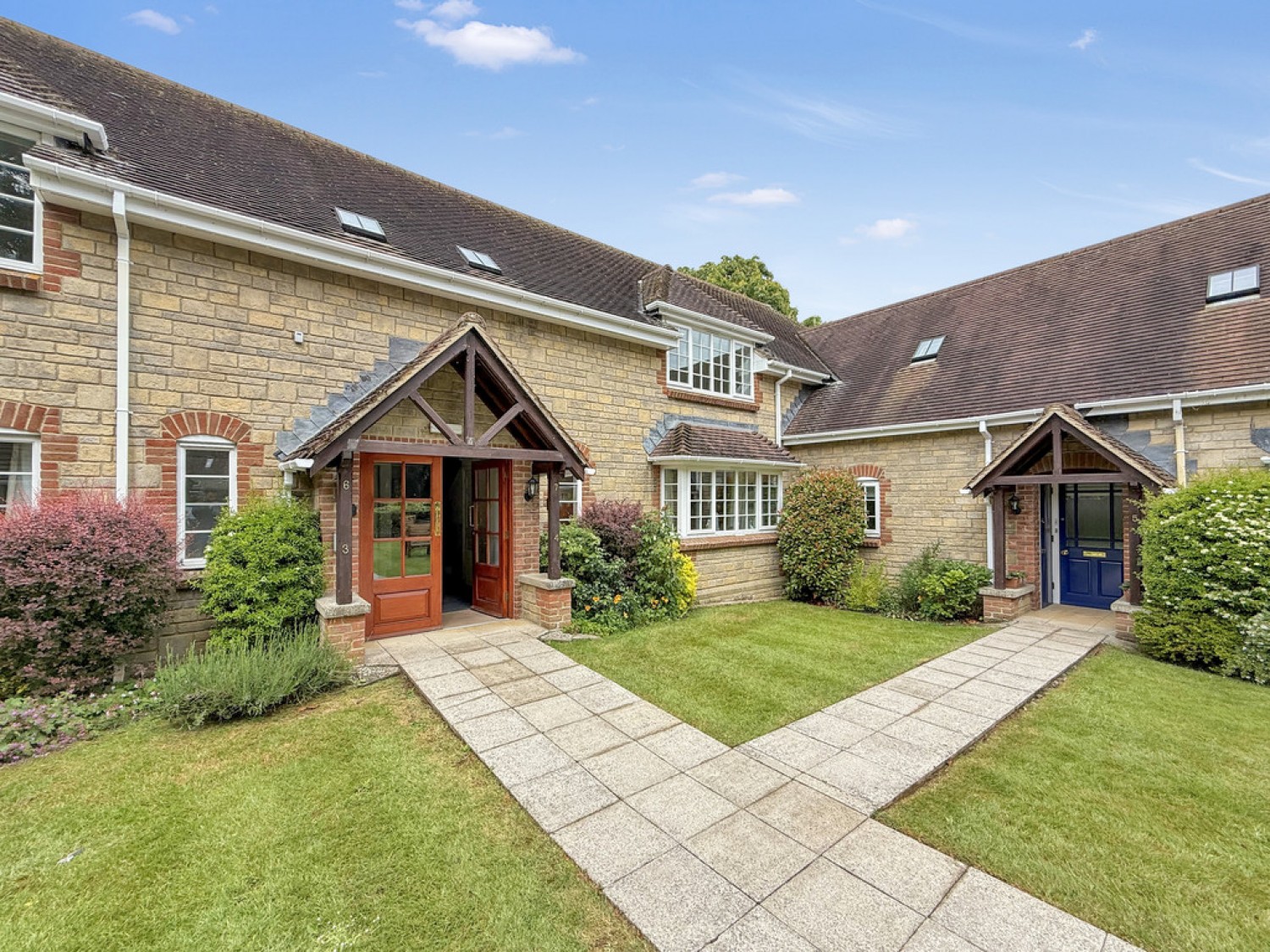 Grenadier Close, Warminster