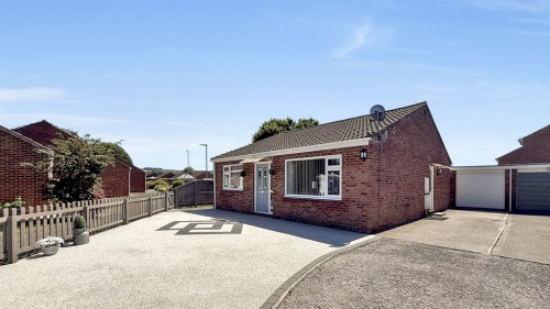 Avebury Close, Westbury