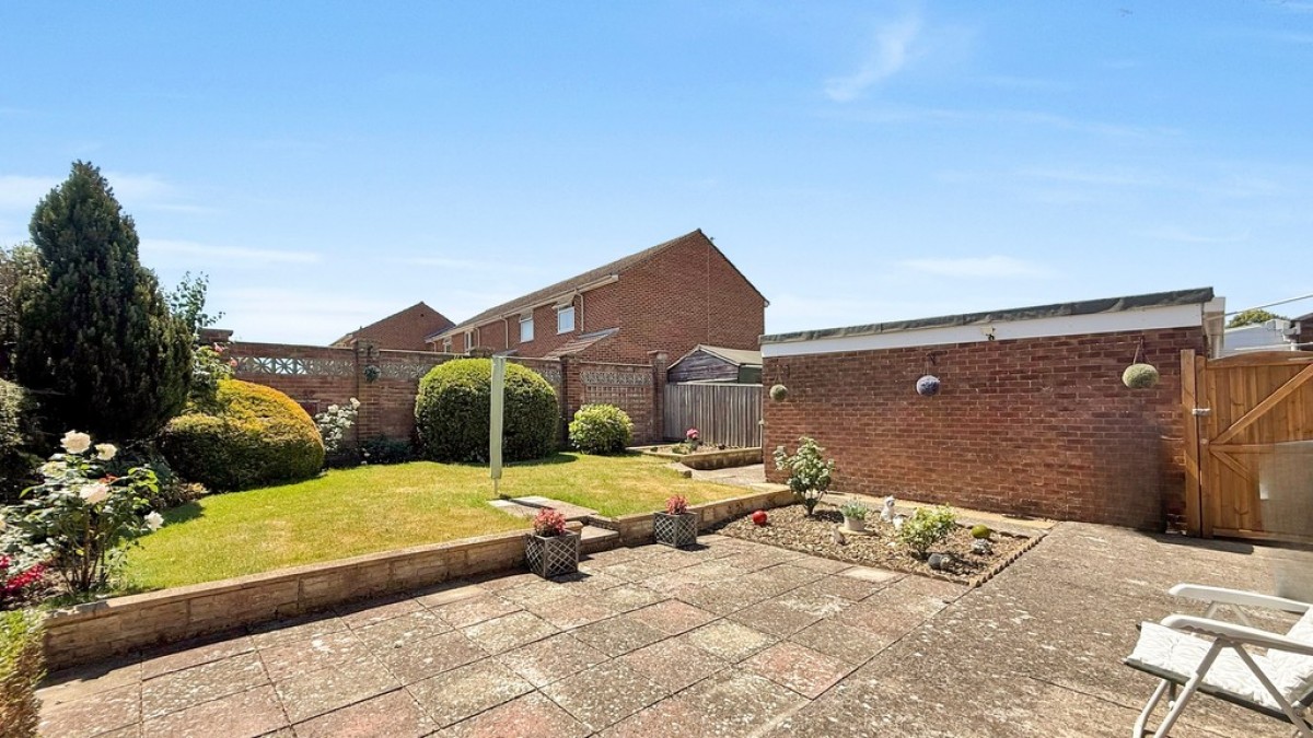 Avebury Close, Westbury