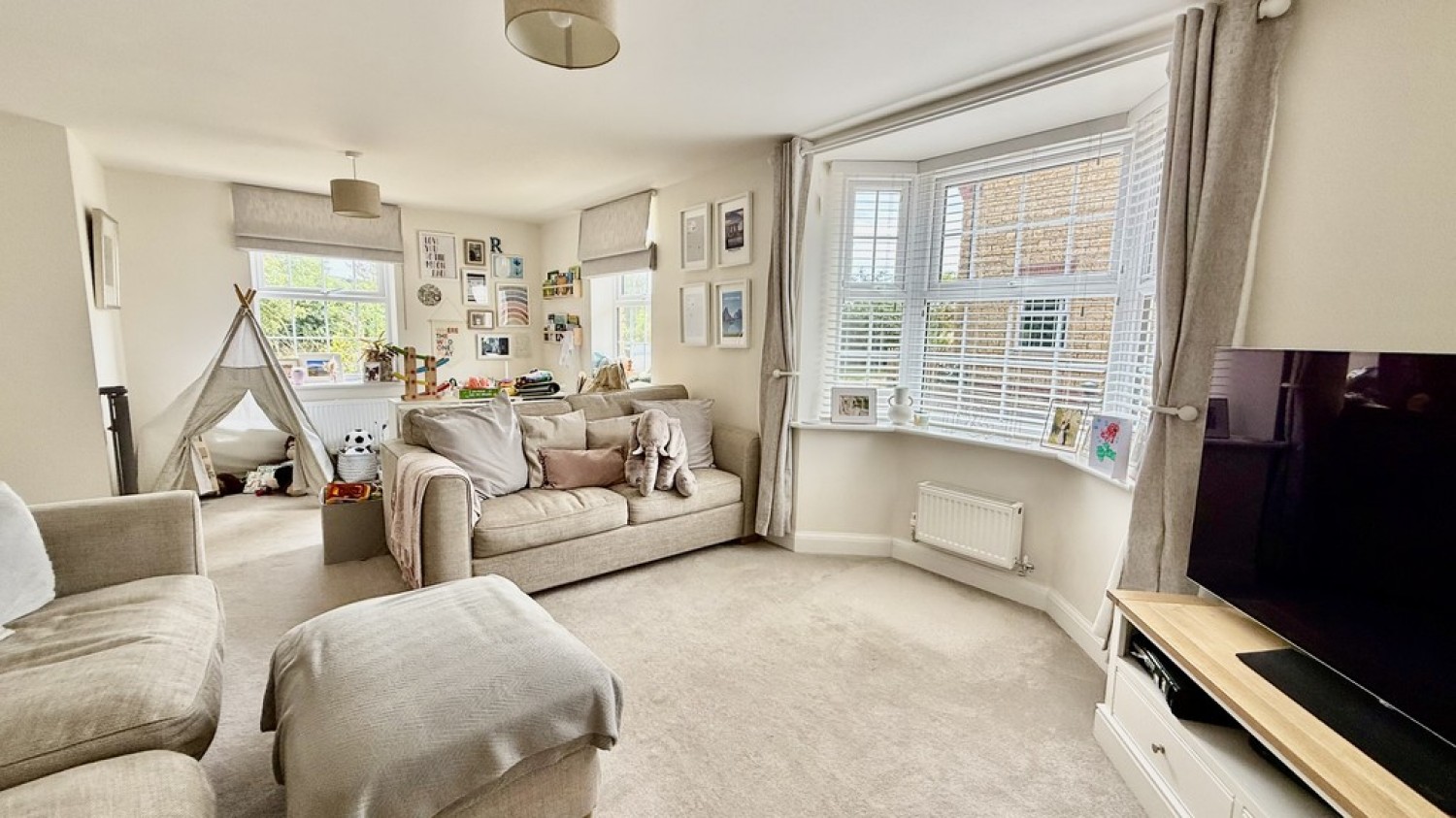 4 bedroom House for Sale Knapp Close, Westbury