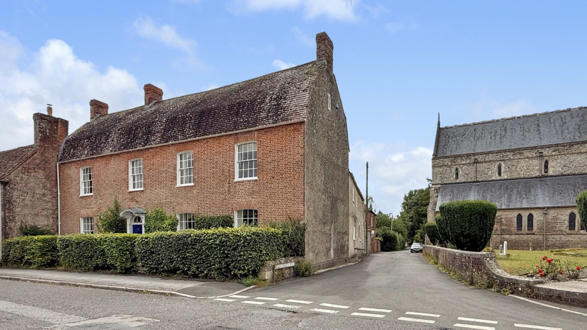 High Street, Heytesbury