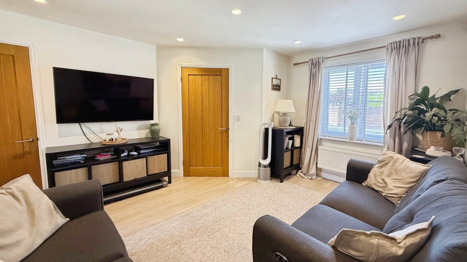 3 bedroom House for Sale Bashkir Road, Westbury