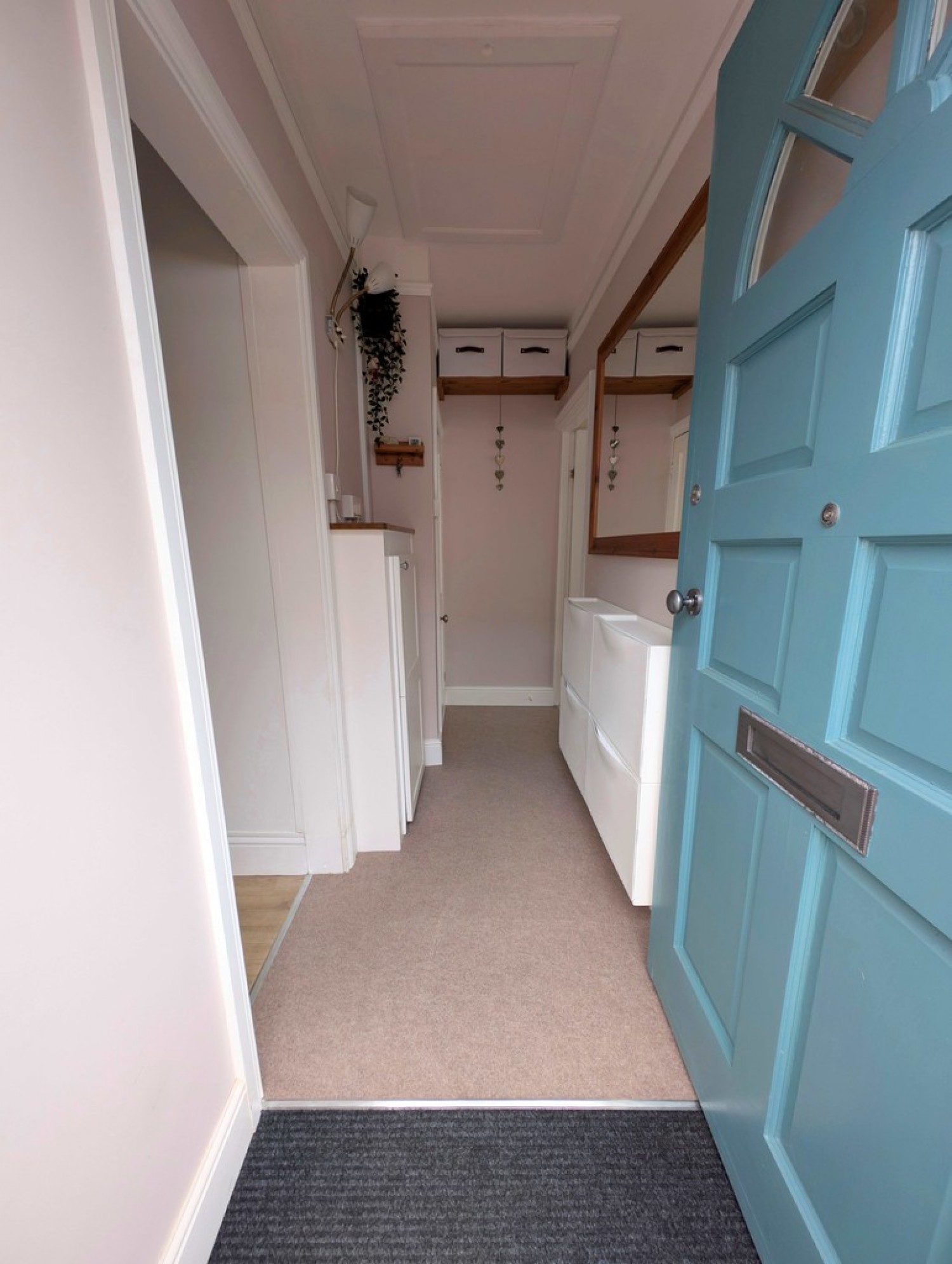 Station Road, Westbury