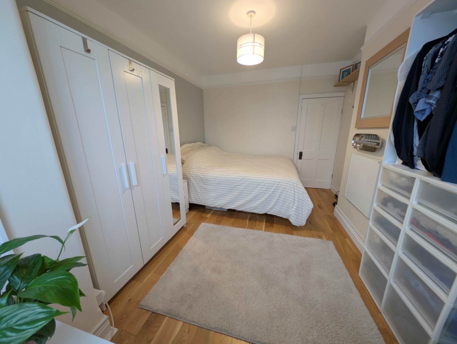 Station Road, Westbury