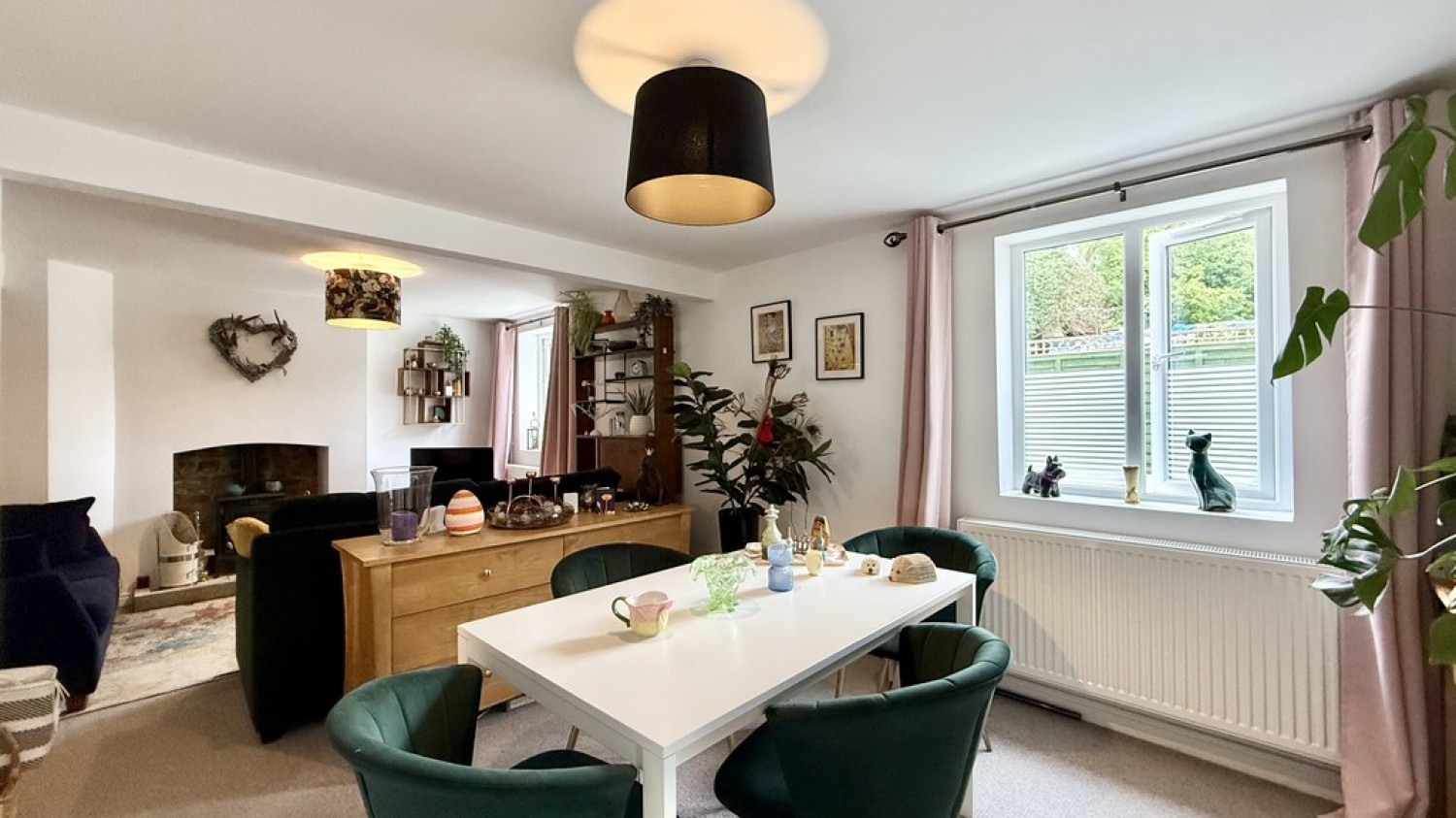 Chalford Gardens, Westbury