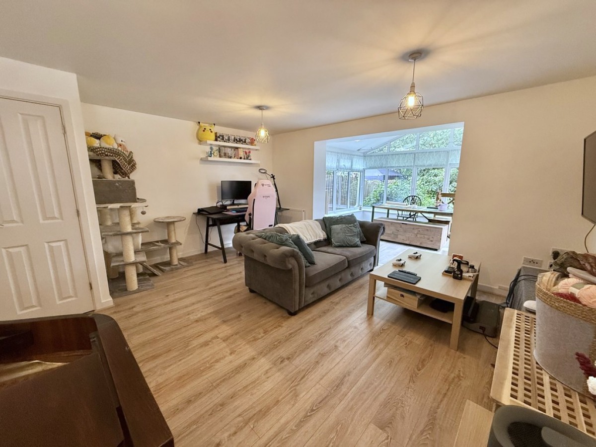 Cossington Square, Westbury