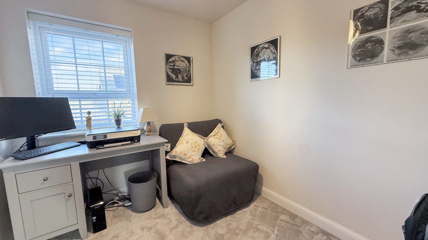 4 bedroom House for Sale Freestone Grove, Westbury