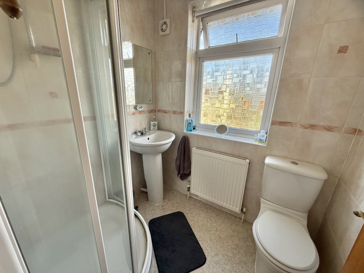 West Parade, Warminster