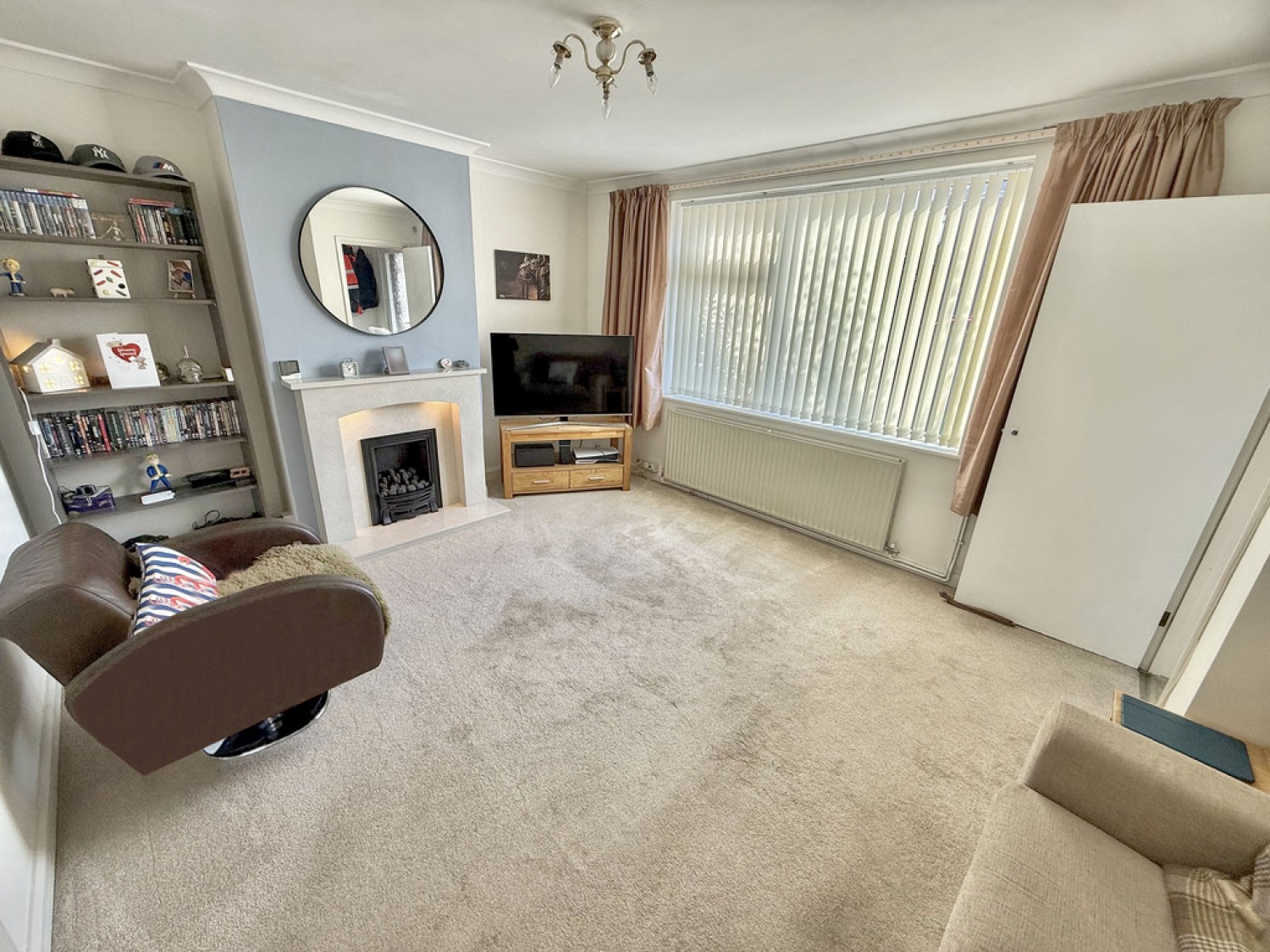 West Parade, Warminster