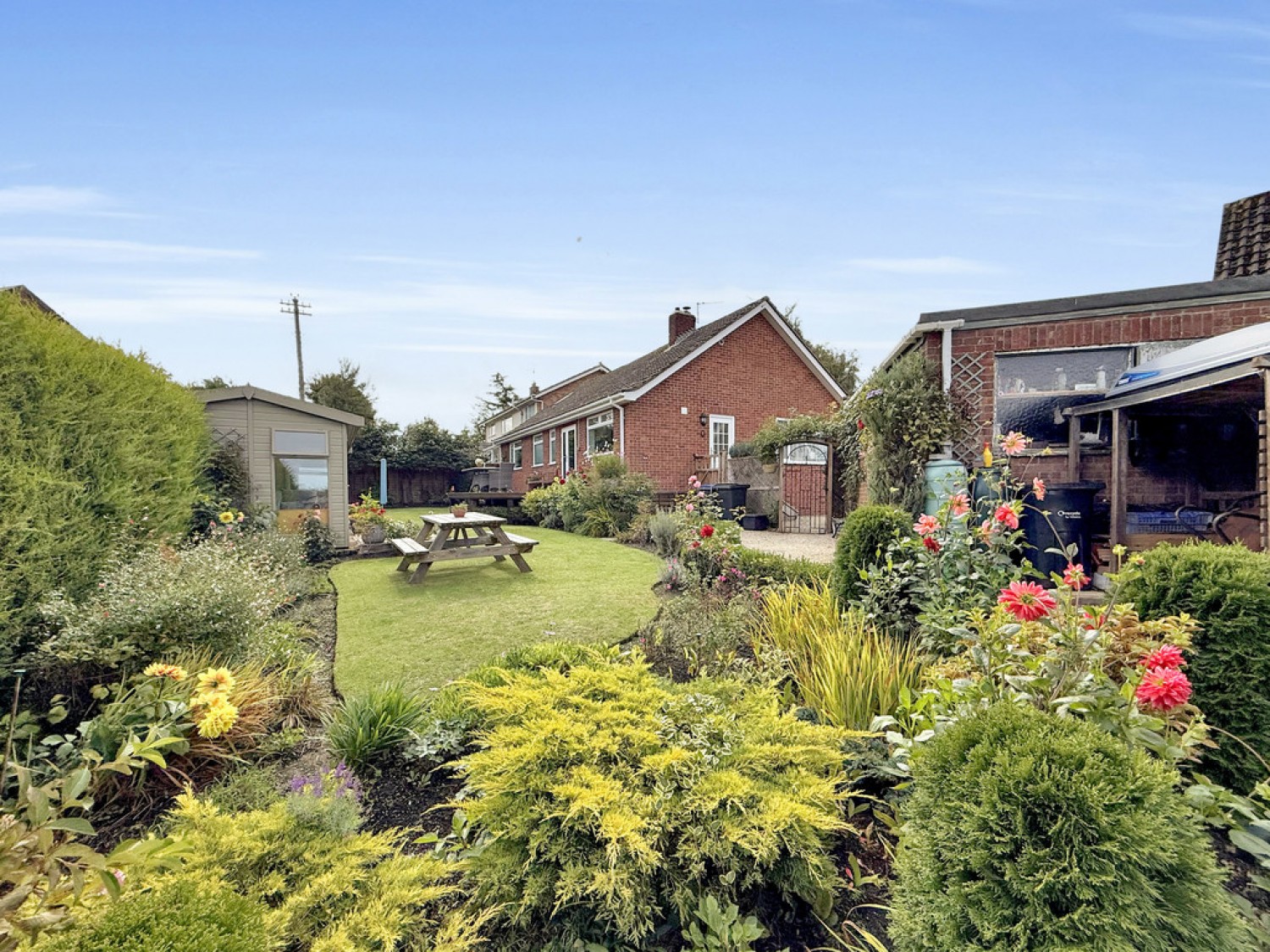 Leighton Green, Westbury