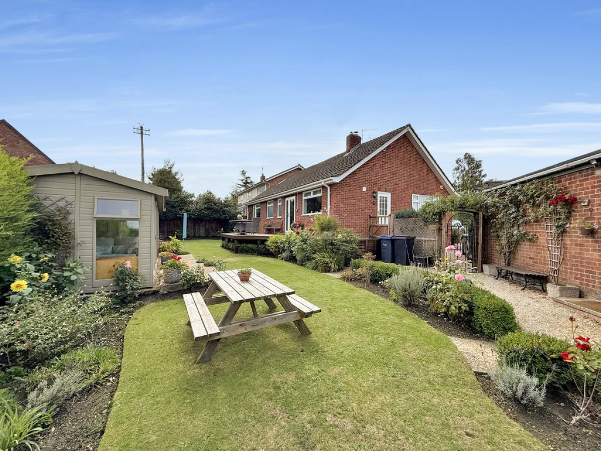 Leighton Green, Westbury