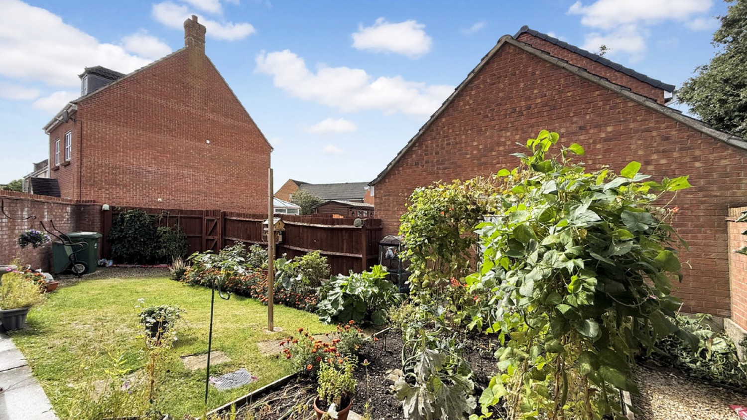 4 bedroom House for Sale Shire Way, Westbury