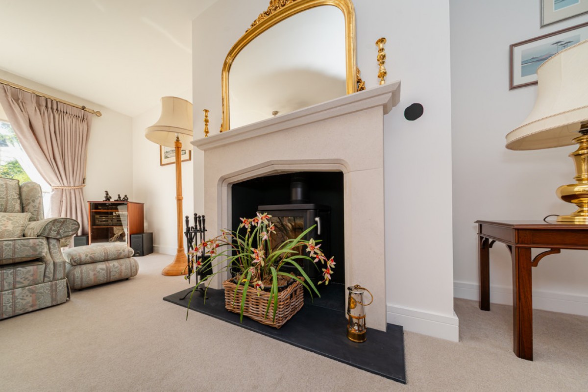 The Halve, Warminster