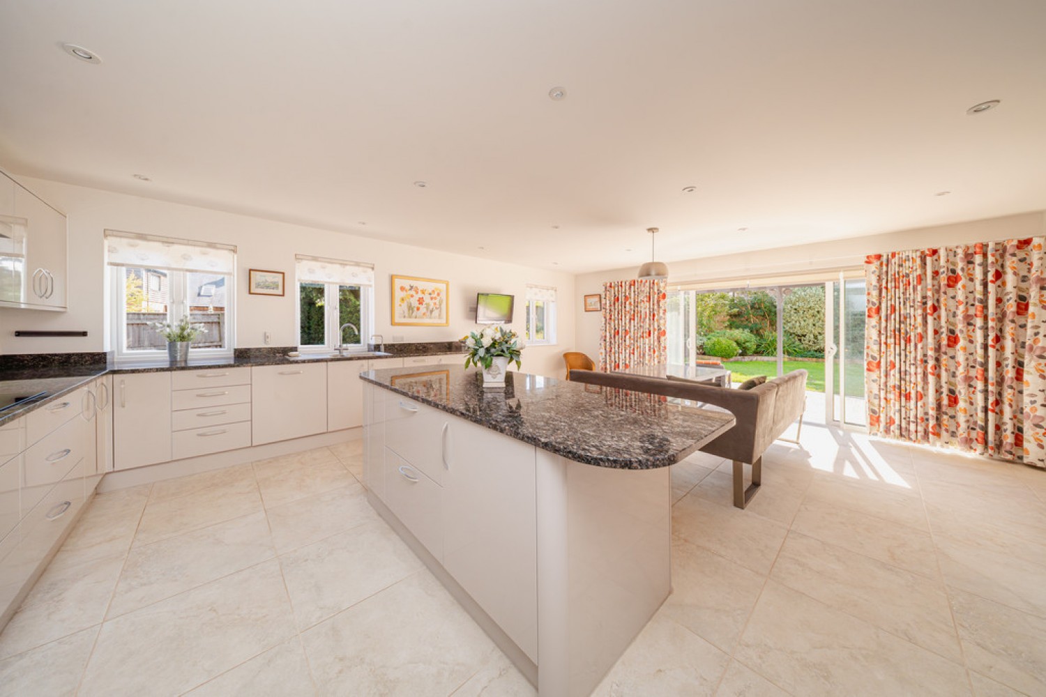 The Halve, Warminster