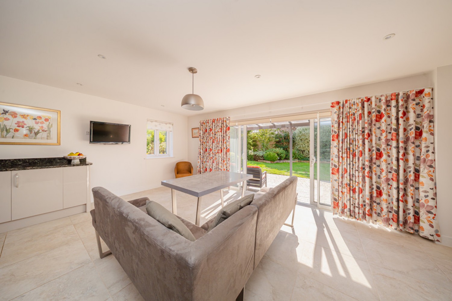 The Halve, Warminster