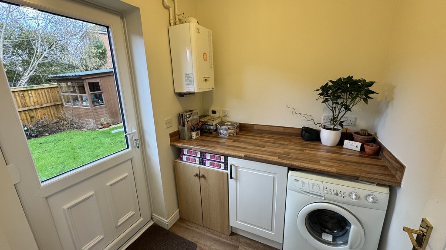 4 bedroom House in Suffolk Road, Westbury