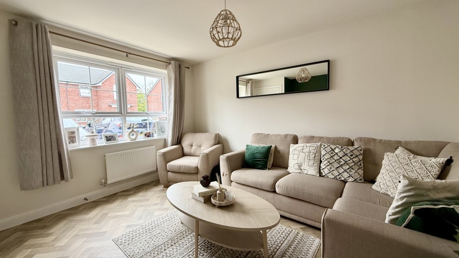Mays Drive, Westbury