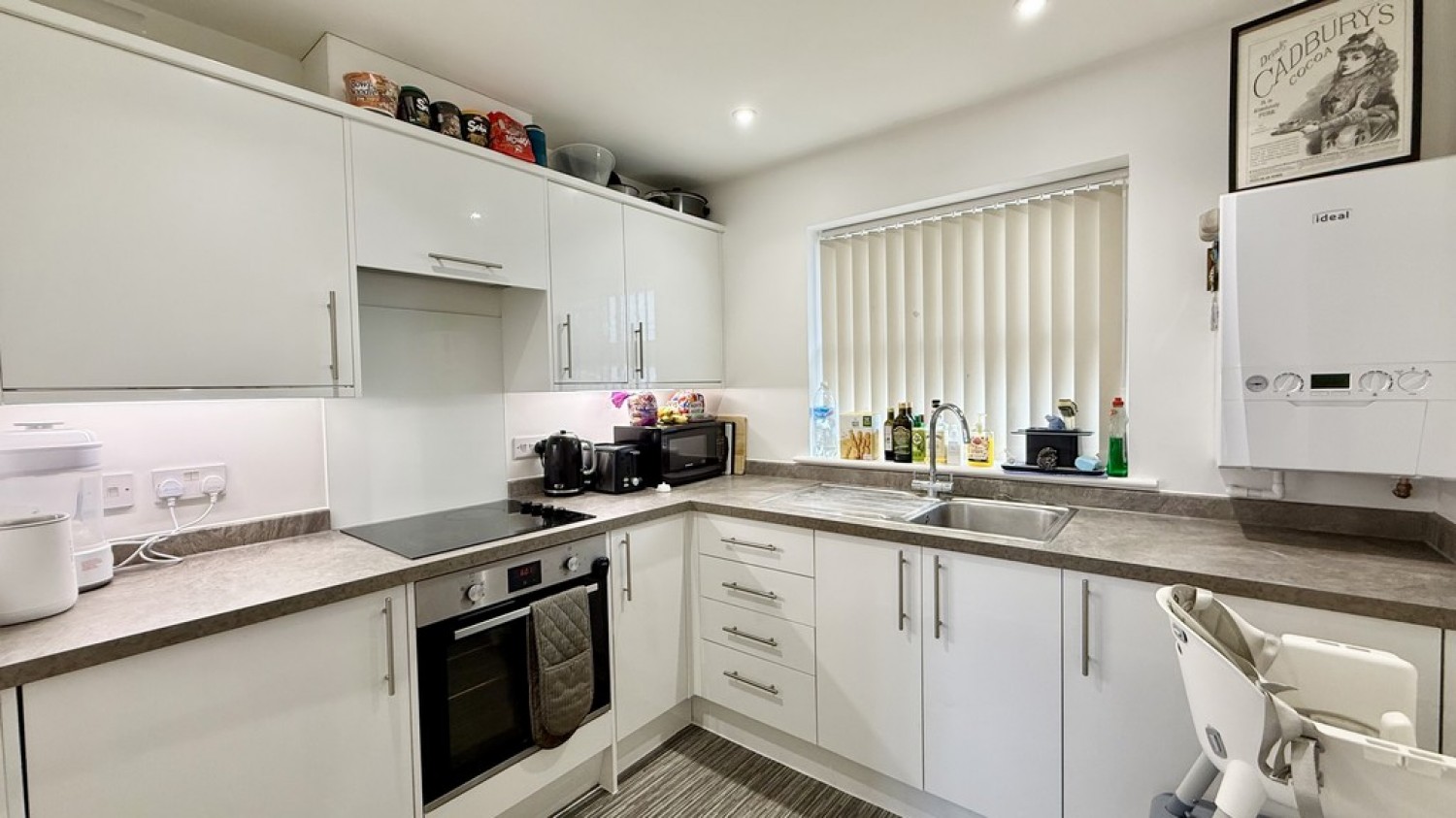 2 bedroom Bungalow for Sale Haynes Road, Westbury