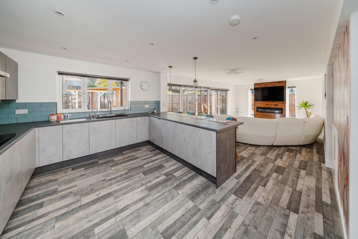 Amazon Way, Westbury