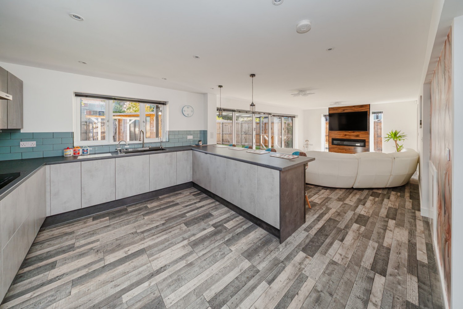 3 bedroom House in Amazon Way, Westbury