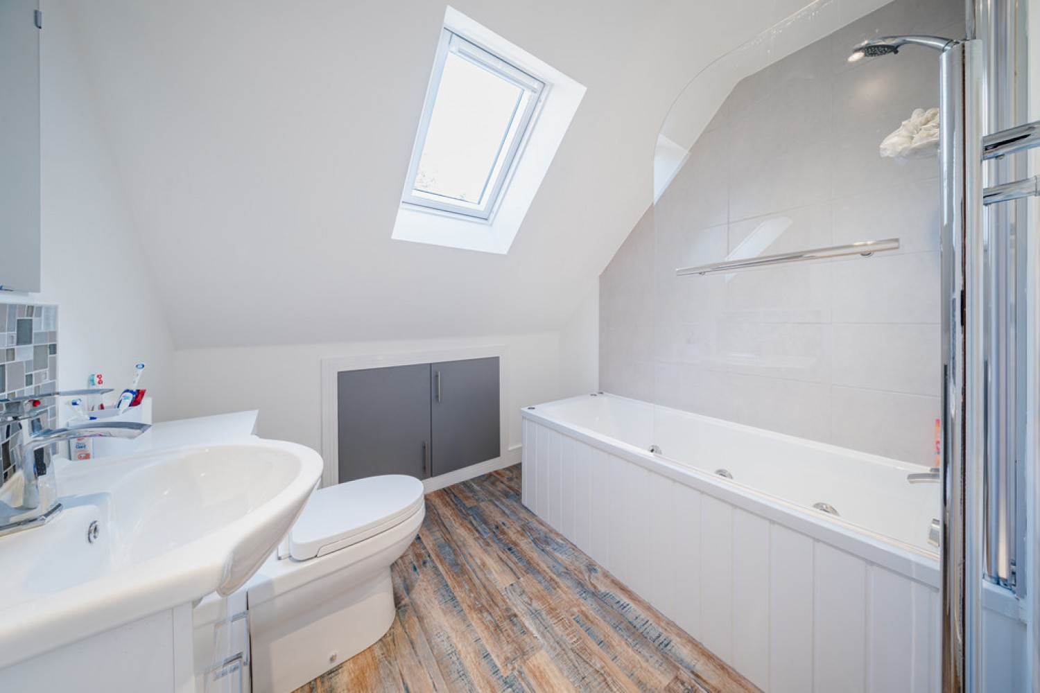 3 bedroom House in Amazon Way, Westbury