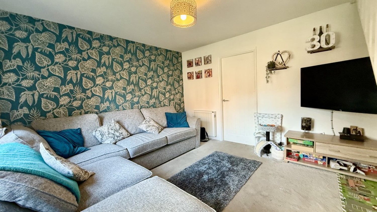 2 bedroom House for Sale Cheyney Walk, Westbury