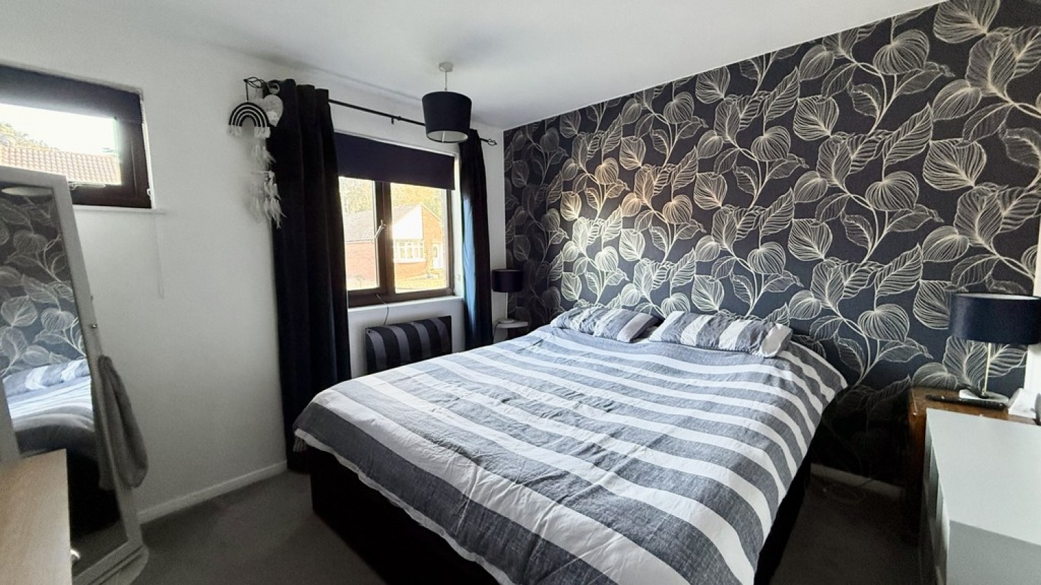 2 bedroom House for Sale Cheyney Walk, Westbury