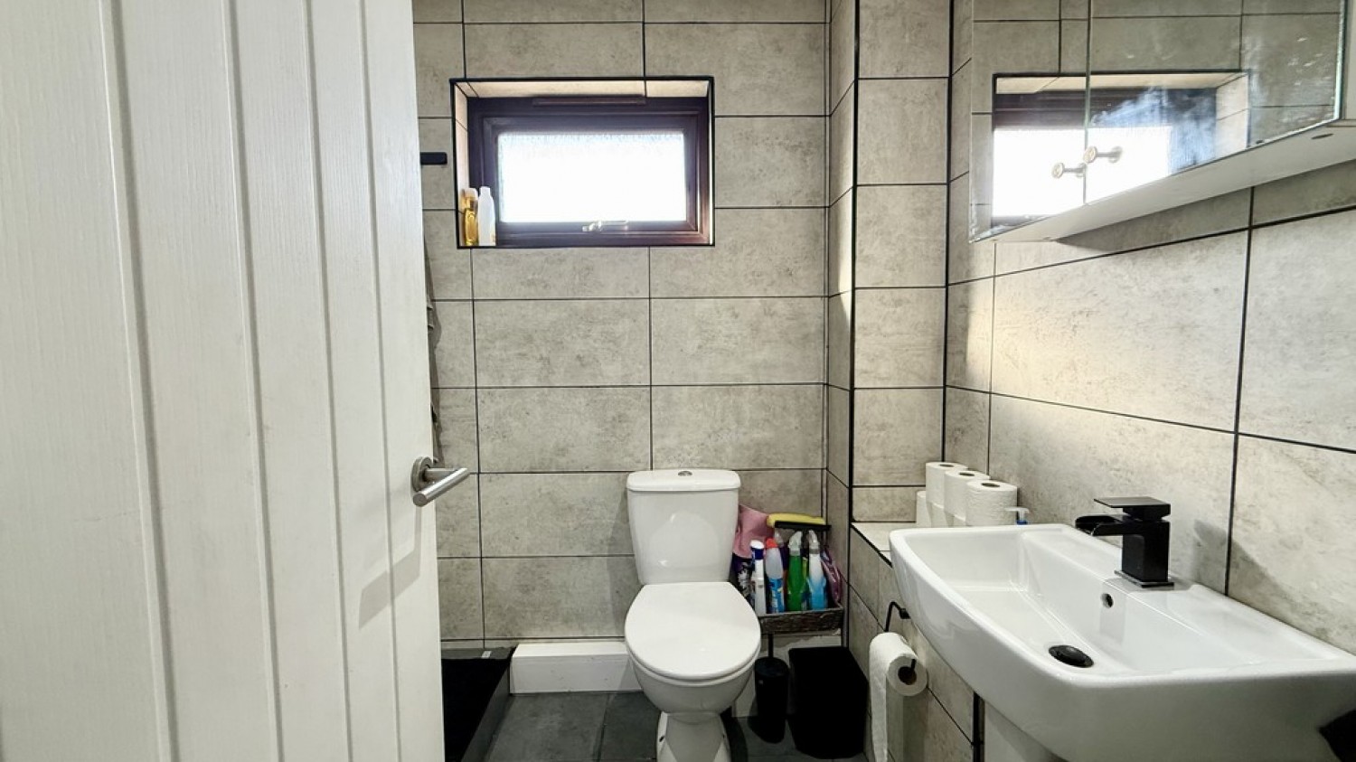 2 bedroom House for Sale Cheyney Walk, Westbury