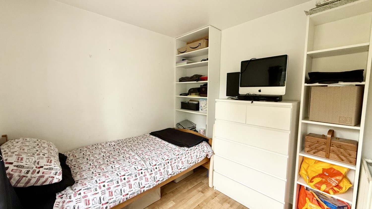 3 bedroom House for Sale The Circle, Dilton Marsh