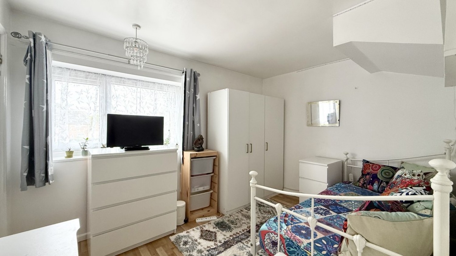 3 bedroom House for Sale The Circle, Dilton Marsh