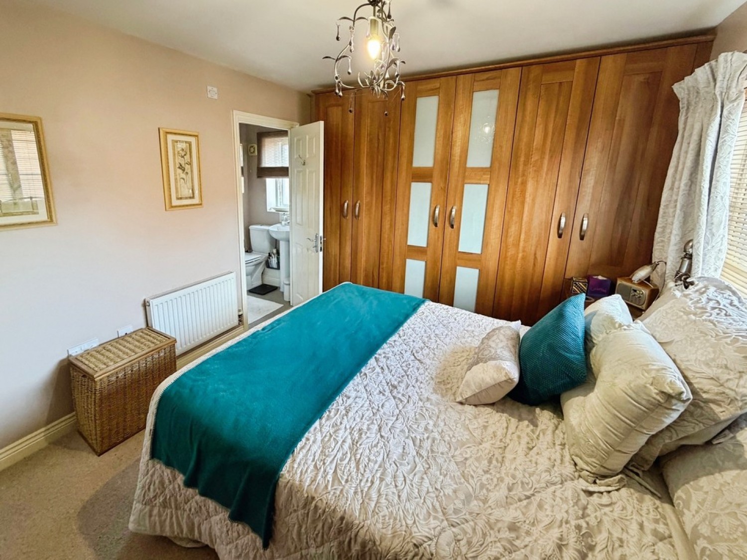 5 bedroom House for Sale Caspian Gardens, Westbury