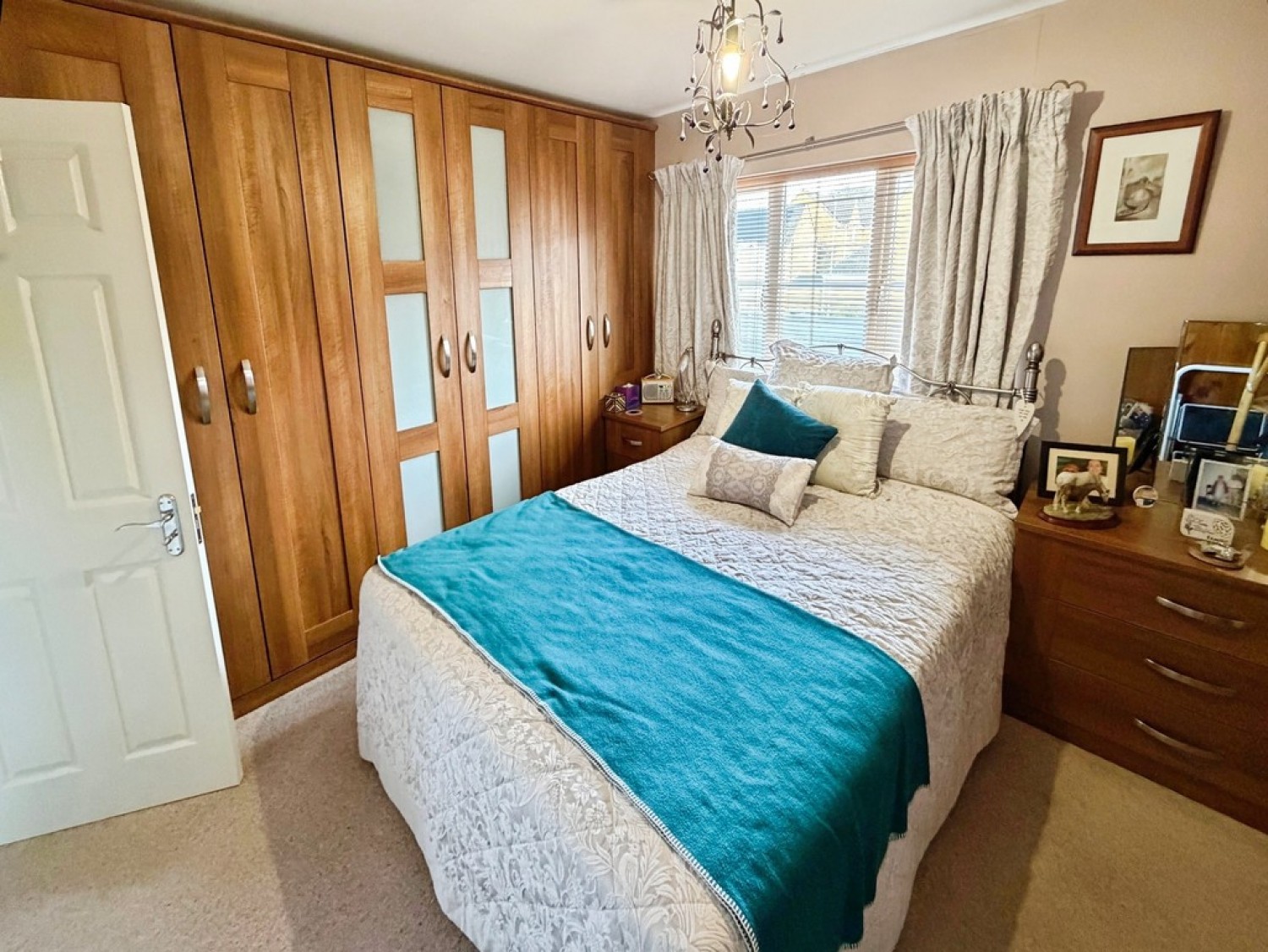 5 bedroom House for Sale Caspian Gardens, Westbury