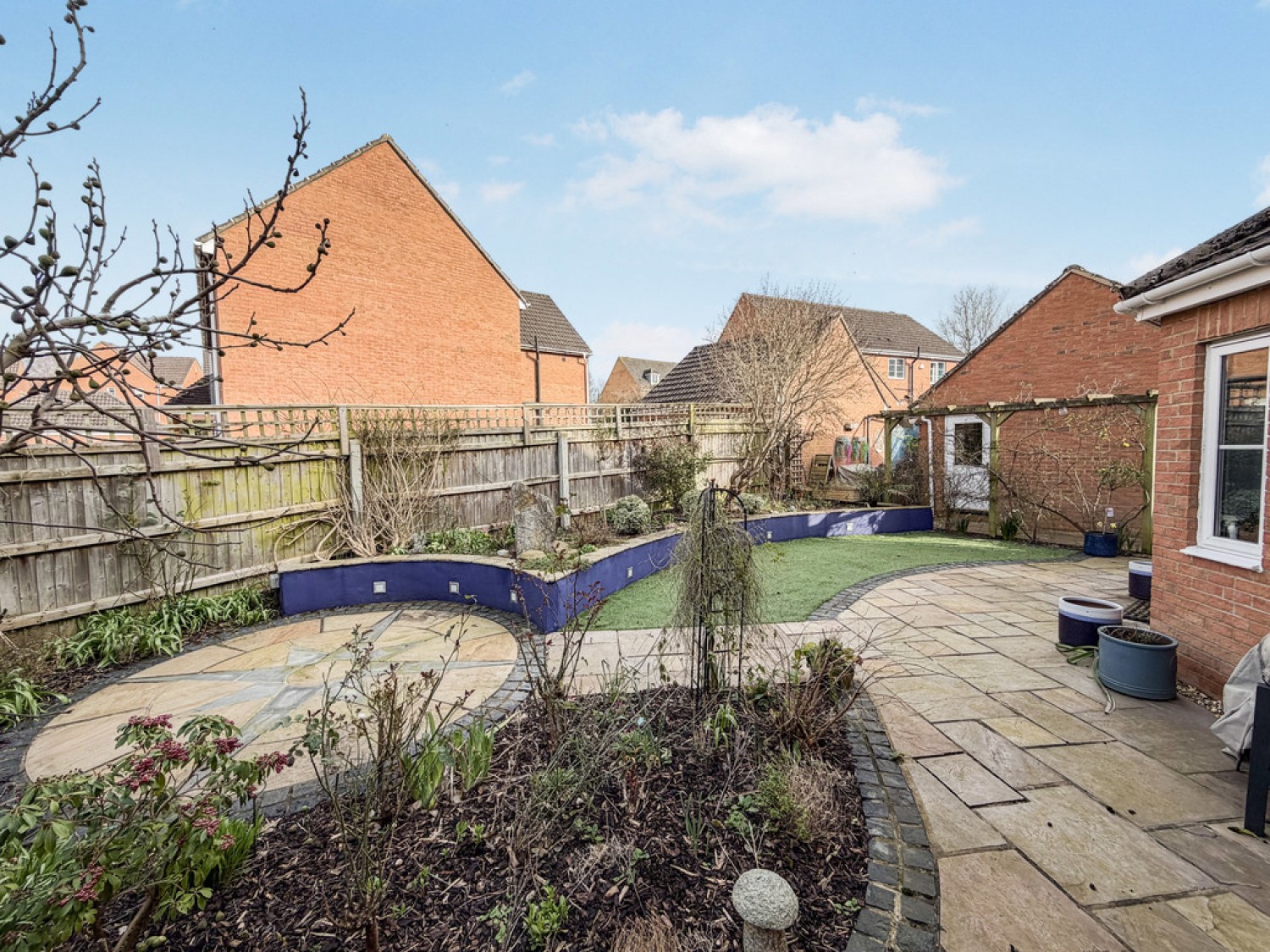 5 bedroom House for Sale Caspian Gardens, Westbury