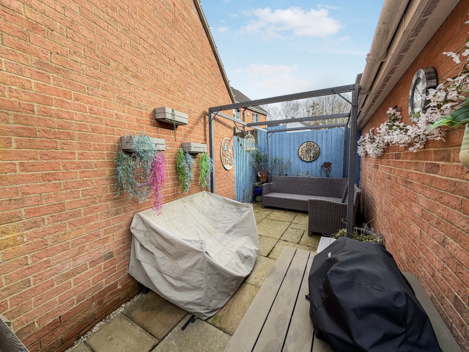 5 bedroom House for Sale Caspian Gardens, Westbury