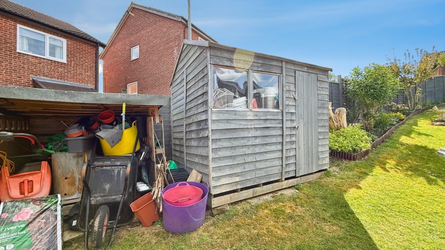 2 bedroom Bungalow for Sale Castle View, Westbury