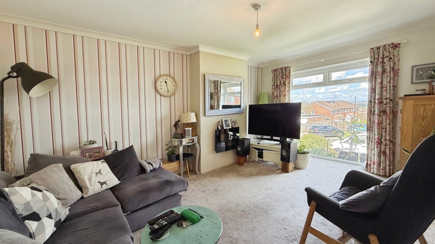 2 bedroom Bungalow for Sale Castle View, Westbury