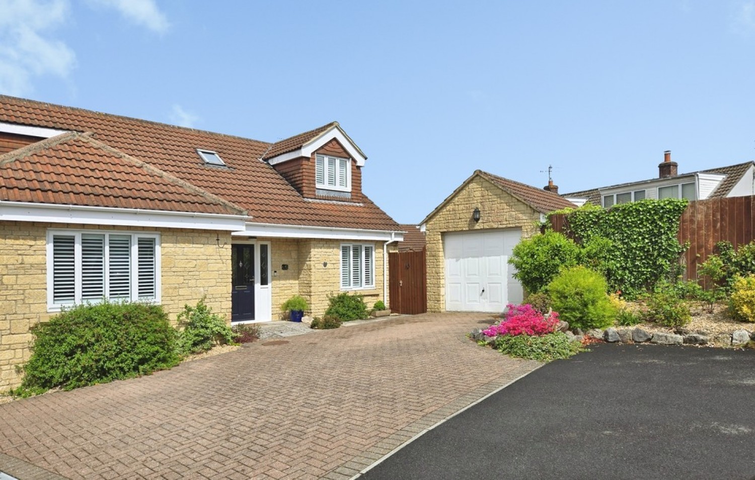 3 bedroom Bungalow for Sale Kings Orchard, Warminster