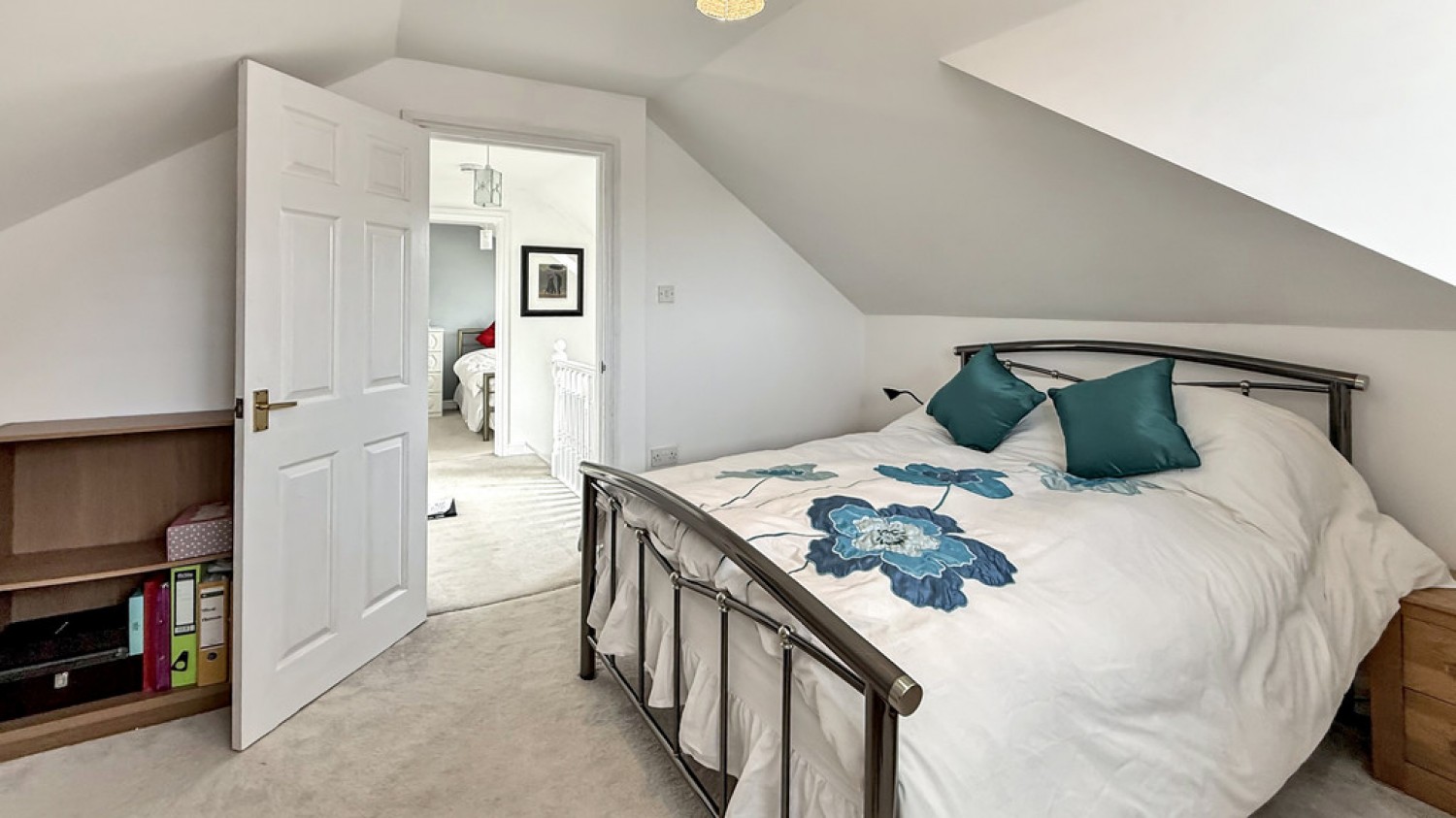 3 bedroom Bungalow for Sale Kings Orchard, Warminster