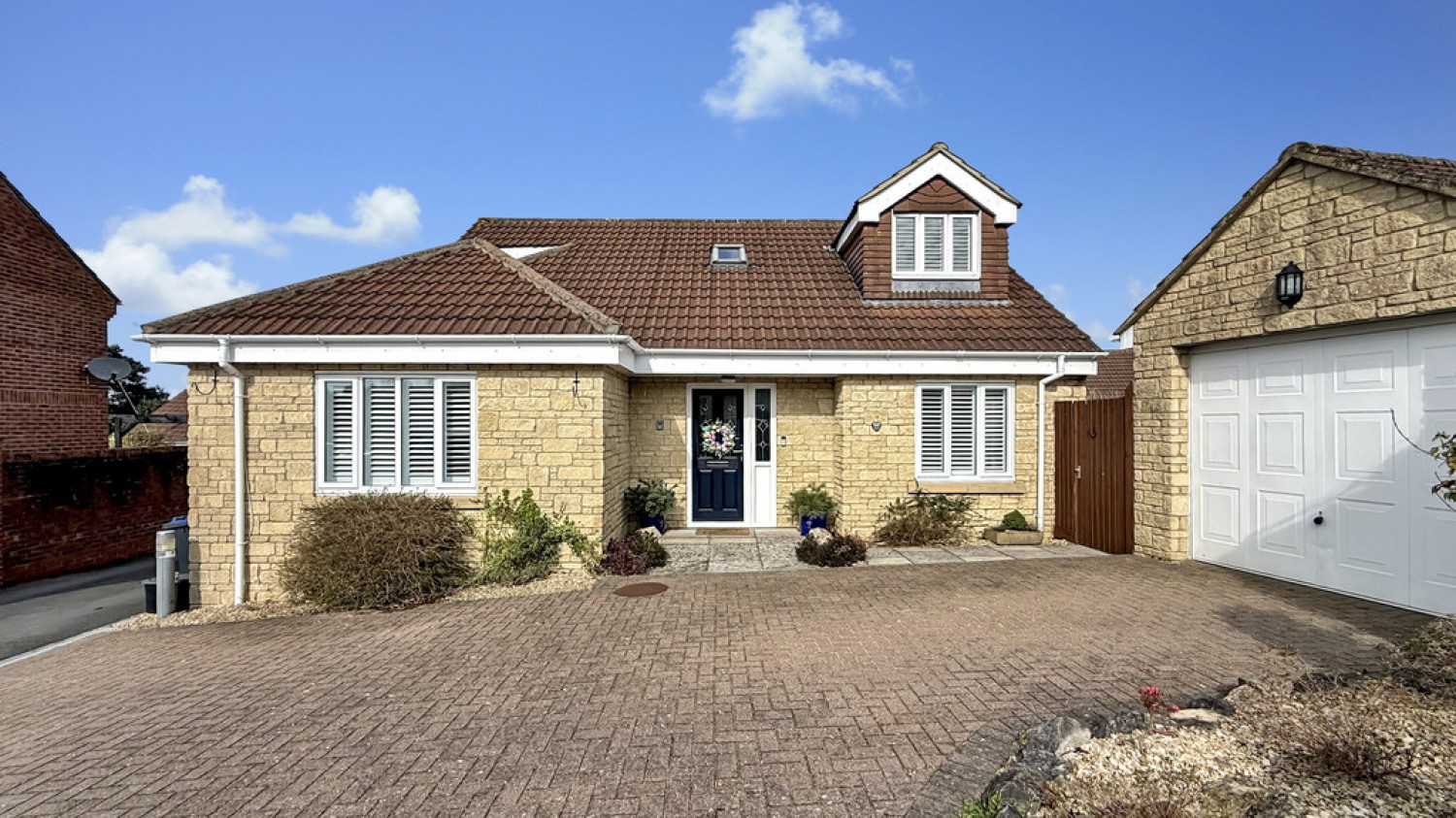 3 bedroom Bungalow for Sale Kings Orchard, Warminster