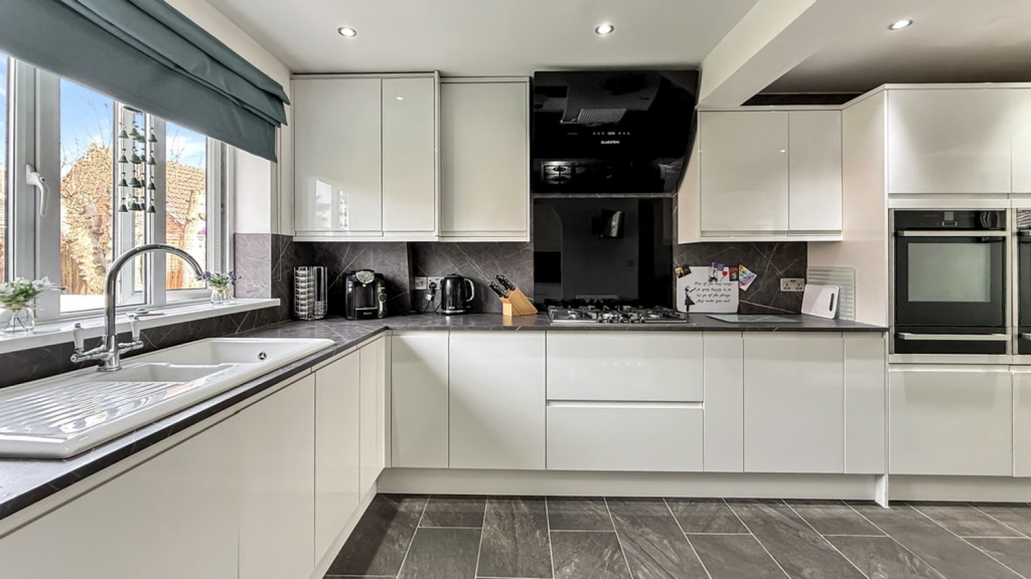 3 bedroom Bungalow for Sale Kings Orchard, Warminster