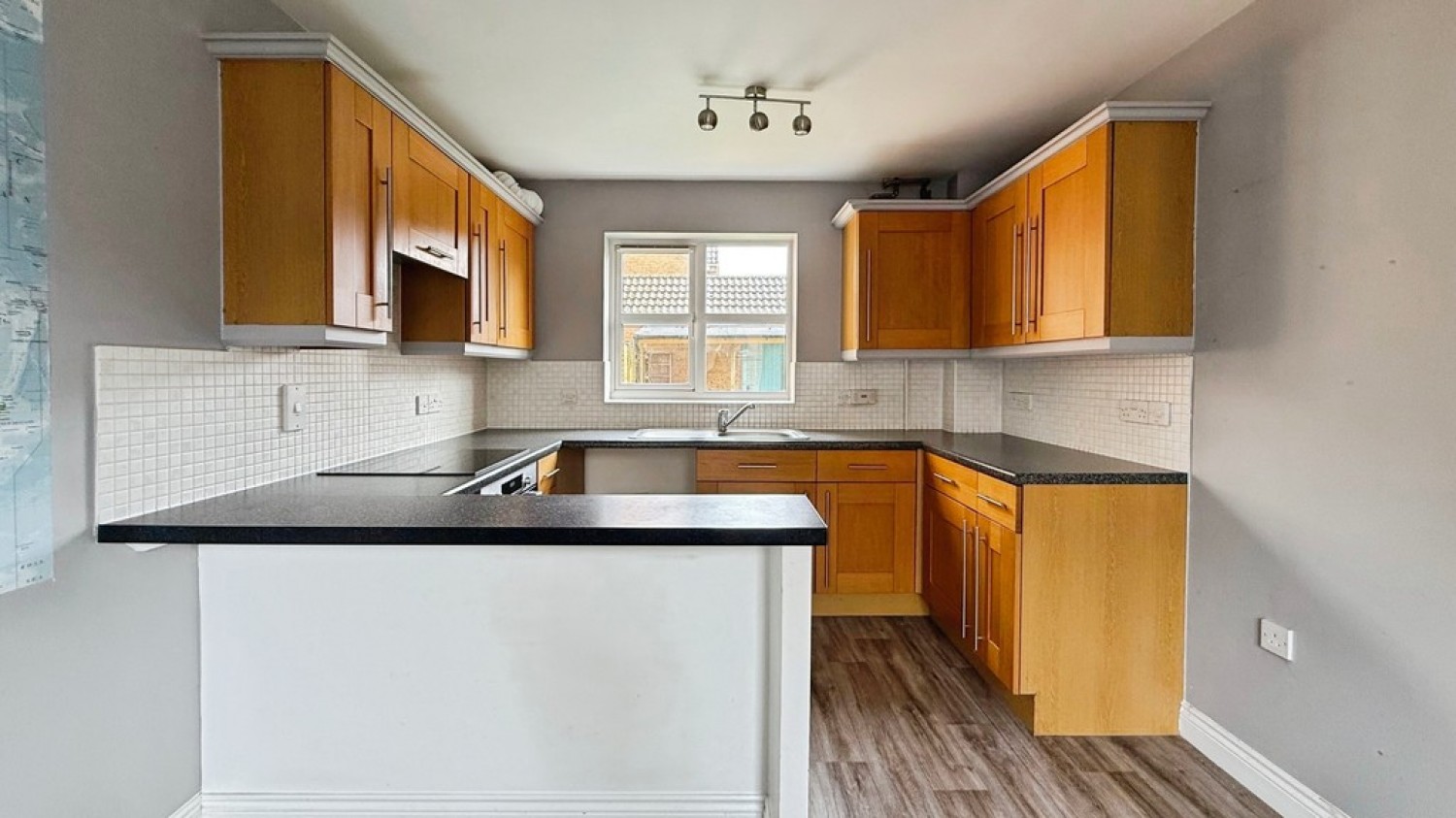 3 bedroom House for Letting Dartmoor Road, Westbury