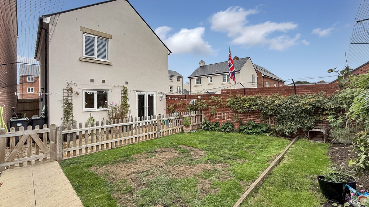 Flint Crescent, Westbury